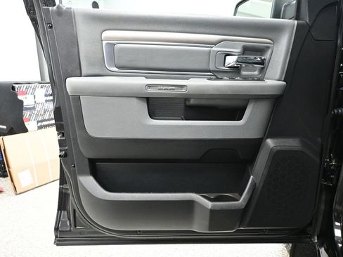 Used 2017 RAM 1500 Big Horn AWD/4WD image 22