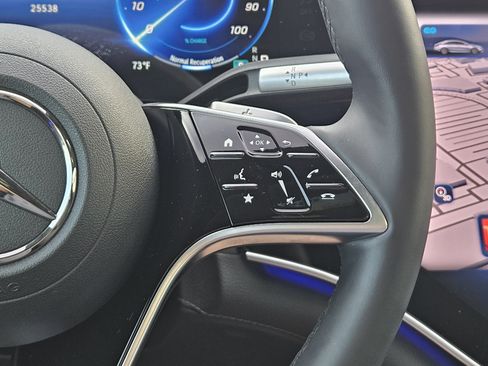 Used 2023 Mercedes-Benz EQS 580 4MATIC Sedan image 29