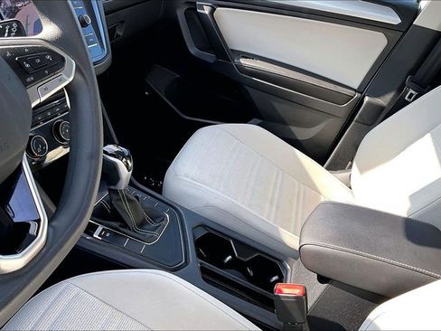 Certified 2022 Volkswagen Tiguan S FWD image 23