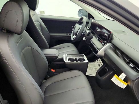 Used 2025 Hyundai Ioniq 5 SEL image 21