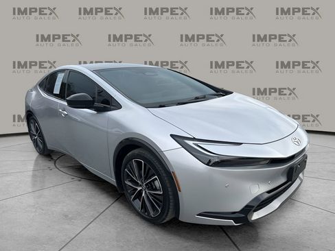 Used 2024 Toyota Prius Limited image 7