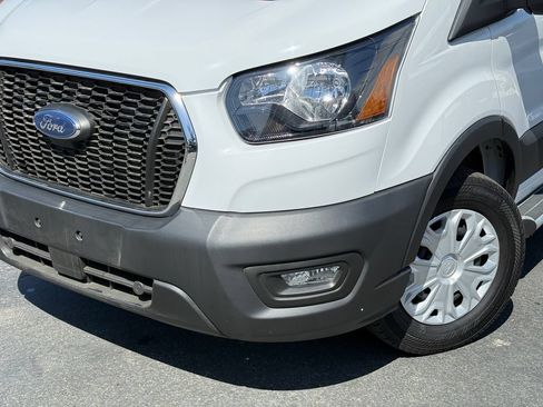 Used 2025 Ford Transit 250 Low Roof w/ Exterior Upgrade Package RWD image 3