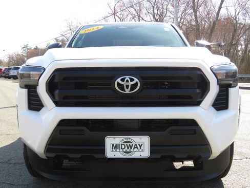 Used 2024 Toyota Tacoma SR RWD image 2