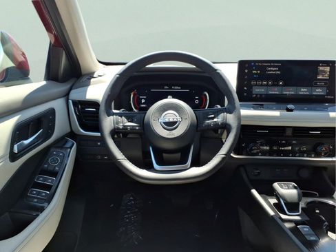 Certified 2024 Nissan Rogue SL w/ SL Premium Package AWD/4WD image 15