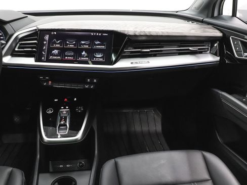 Used 2025 Audi Q4 e-tron Premium Plus w/ Premium Plus image 26