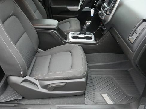 Used 2022 Chevrolet Colorado LT image 20