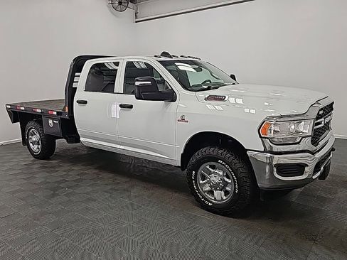 Used 2024 RAM 2500 Tradesman w/ Chrome Appearance Group image 1