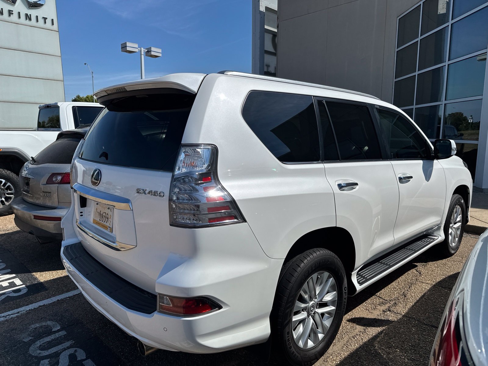 Used 2021 Lexus GX 460 Premium w/ Premium Package AWD/4WD image 8