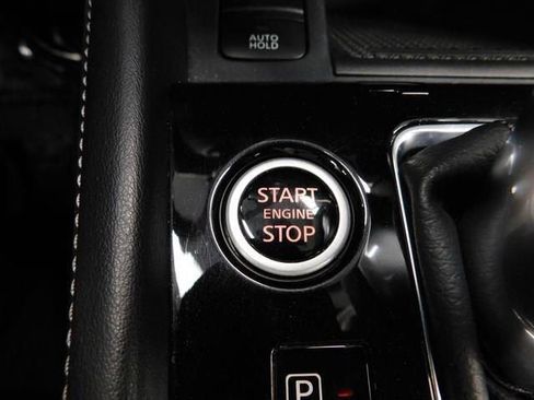 Used 2024 Nissan Kicks SV image 32