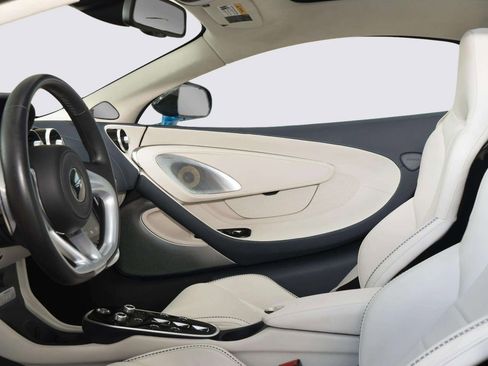 Used 2023 McLaren GT RWD image 13