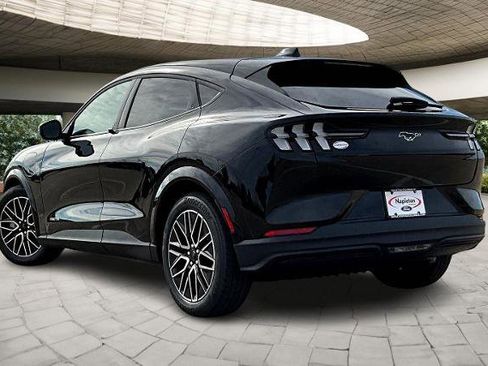 New 2025 Ford Mustang Mach-E Premium image 16