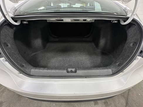 Used 2022 Honda Insight EX image 16