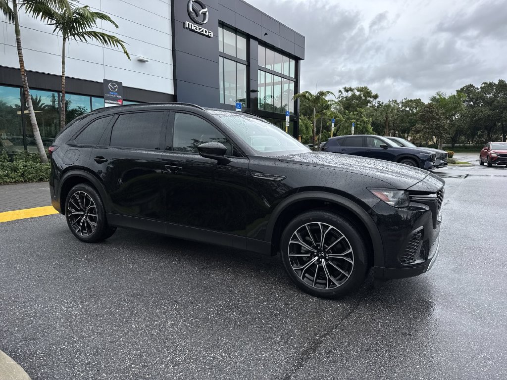 Certified 2025 MAZDA CX-70 Plug-In Hybrid w/ Premium Plus AWD/4WD image 6