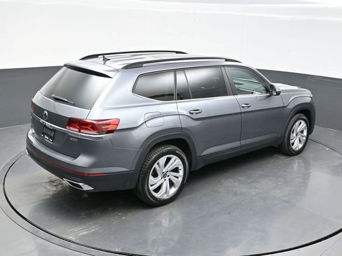 Used 2021 Volkswagen Atlas SE w/ Panoramic Sunroof Package image 34