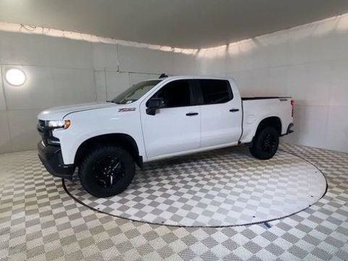 Used 2021 Chevrolet Silverado 1500 LT Trail Boss w/ Convenience Package II AWD/4WD image 8