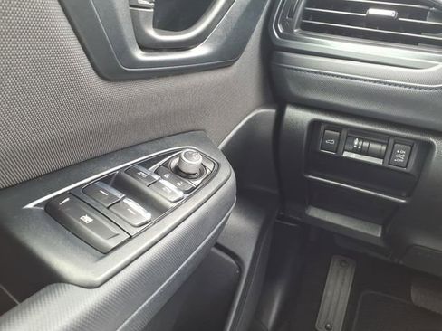 Used 2025 Subaru Forester Premium AWD/4WD image 21