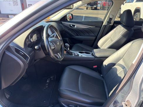 Used 2016 INFINITI Q50 Premium image 9