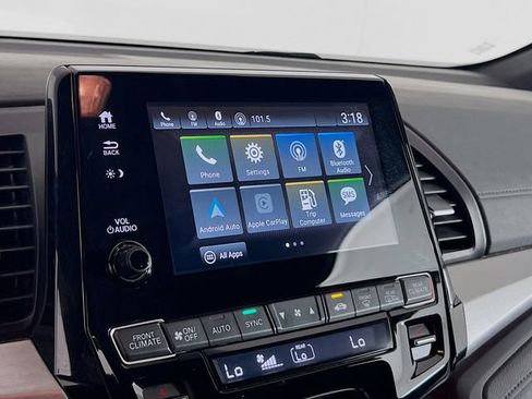 Used 2023 Honda Odyssey Sport image 13