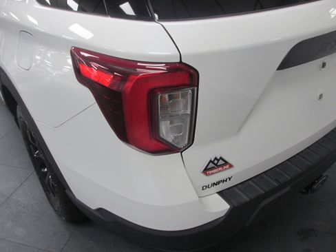 Used 2022 Ford Explorer Timberline image 11