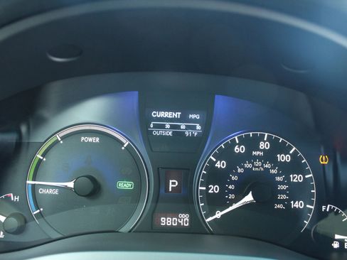 Used 2012 Lexus RX 450h AWD w/ Premium Pkg image 32