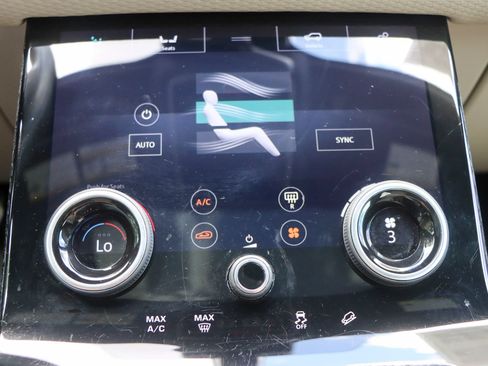 Used 2020 Land Rover Range Rover Velar R-Dynamic S AWD/4WD image 38