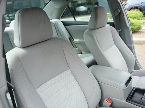 Used 2016 Toyota Camry LE FWD image 20