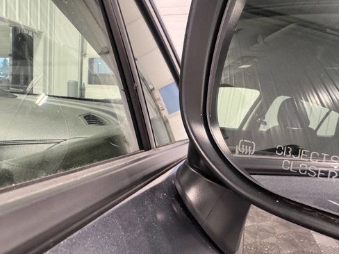 Used 2023 Subaru Crosstrek 2.0i image 40