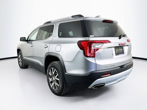 Used 2023 GMC Acadia SLE w/ Driver Convenience Package image 5