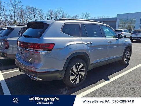Certified 2025 Volkswagen Atlas SE AWD/4WD image 6