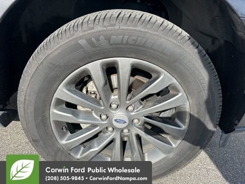 Used 2019 Ford Expedition Max Limited image 5