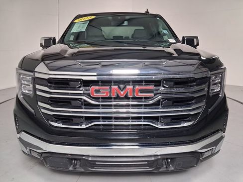 Certified 2023 GMC Sierra 1500 SLT w/ X31 Off-Road Package AWD/4WD image 8