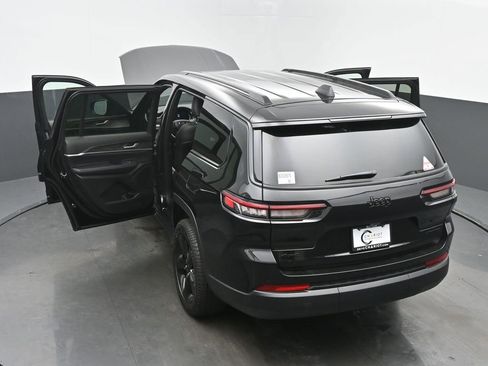 New 2025 Jeep Grand Cherokee L Limited image 65