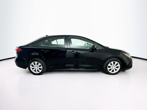 Used 2025 Toyota Corolla LE image 10