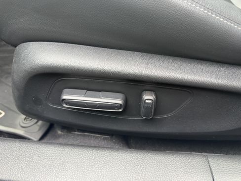 Used 2024 Honda Civic EX-L image 9