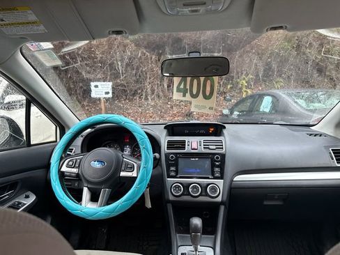 Used 2017 Subaru Crosstrek 2.0i Premium image 12