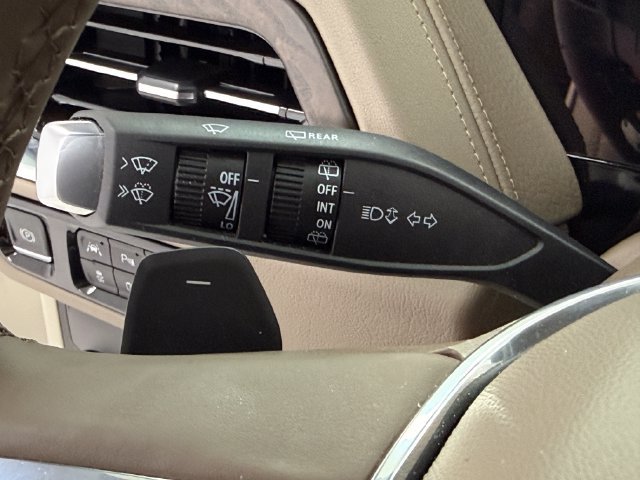 Used 2026 GMC Yukon XL Denali w/ Denali Reserve Package RWD image 15