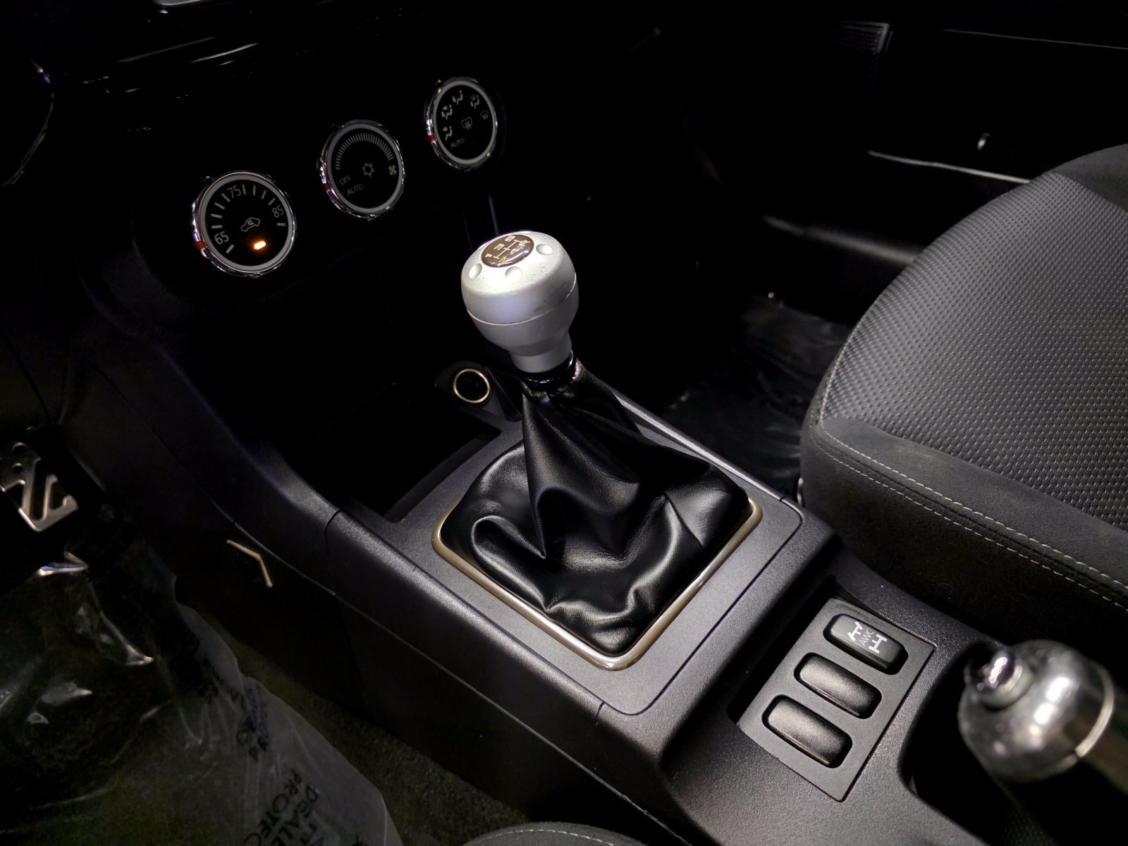 Used 2015 Mitsubishi Lancer Evolution GSR AWD/4WD image 25