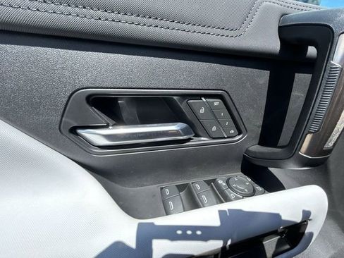 New 2025 GMC Hummer EV 2X image 39