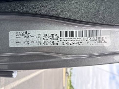 Used 2017 Jeep Wrangler Unlimited Sahara AWD/4WD image 18