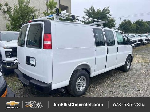 New 2025 Chevrolet Express 2500 w/ Driver Convenience Package image 5