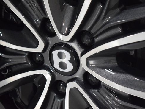 New 2026 Bentley Continental GTC AWD/4WD image 19