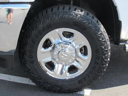 Used 2021 RAM 2500 Tradesman image 8