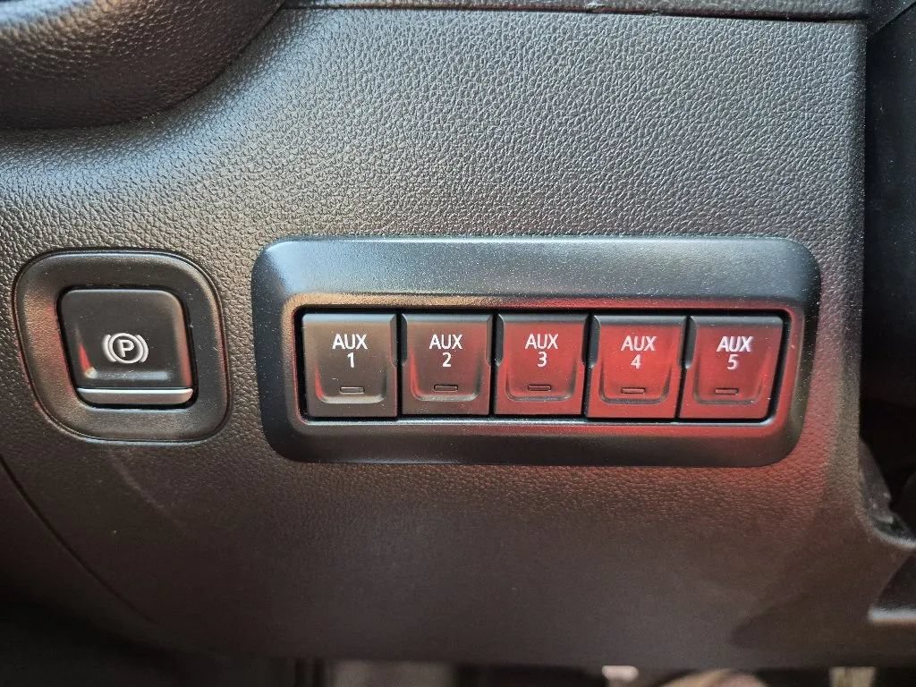 Used 2021 Chevrolet Silverado 2500 W/T w/ WT Convenience Package AWD/4WD image 30
