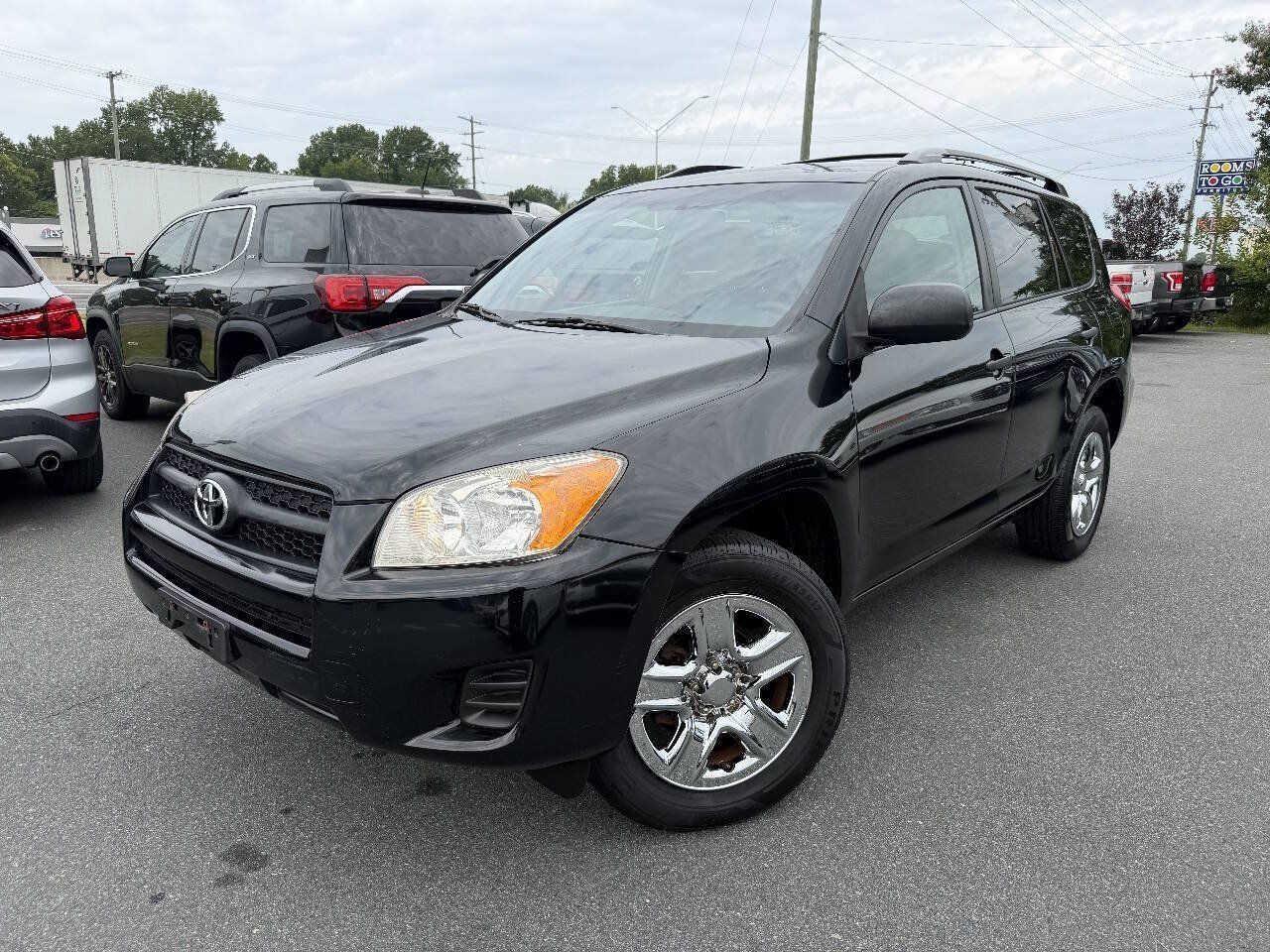 Used 2012 Toyota RAV4 4WD w/ Value Pkg image 1