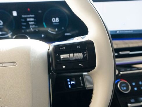 Used 2024 Hyundai Santa Fe Calligraphy image 27