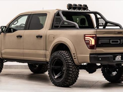 Used 2025 Ford F150 Lariat w/ FX4 Off-Road Package image 10