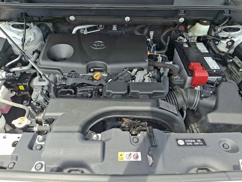 Used 2021 Toyota RAV4 XLE Premium AWD/4WD image 27
