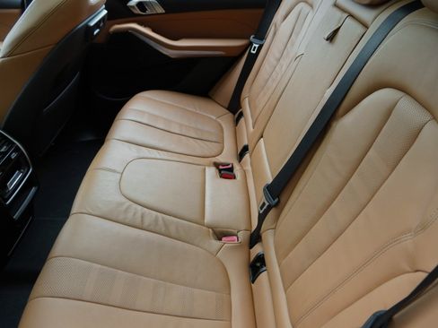 Used 2022 BMW X5 xDrive45e w/ Premium Package AWD/4WD image 38
