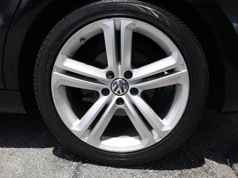 Used 2016 Volkswagen CC R-Line FWD image 25
