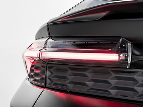 Used 2025 Lamborghini Urus SE image 62